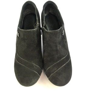 Clarks Bendables Black Suede Side‎ Zip Bootie Goth Witchy Sz 9